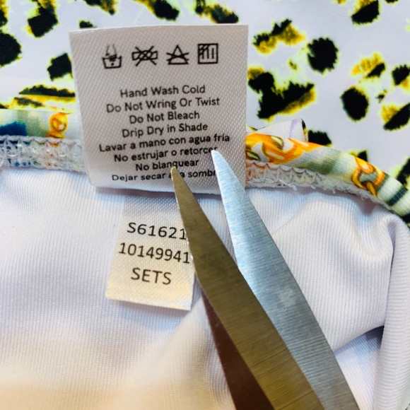 Venus Hot Rio One Piece Swimsuit Size 14 NWOT Leopard Floral Halter Neck Beach - Picture 15 of 16